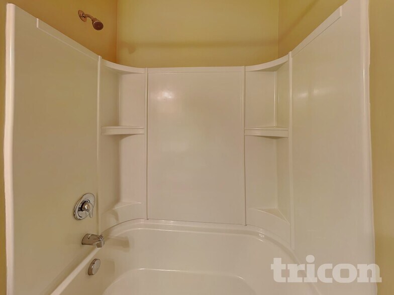 Building Photo - 22351 Market St