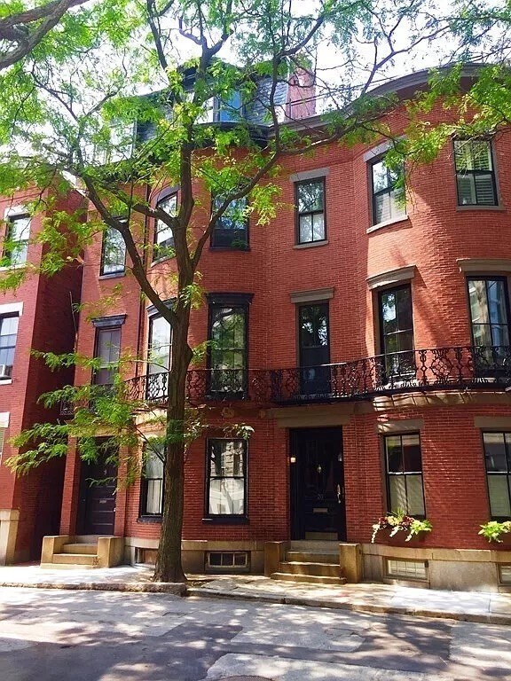 Building Photo - 18 Cedar St