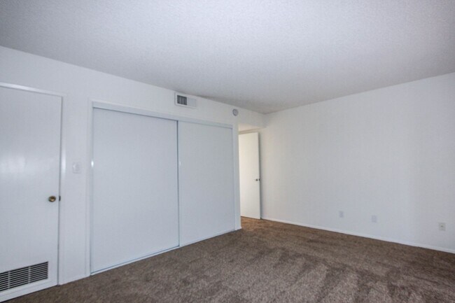 Building Photo - Prescott Country Club Townhome