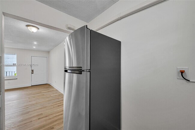 Building Photo - 668 NW 31st St