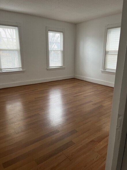 Big Master bedroom - 1391 Park Ave