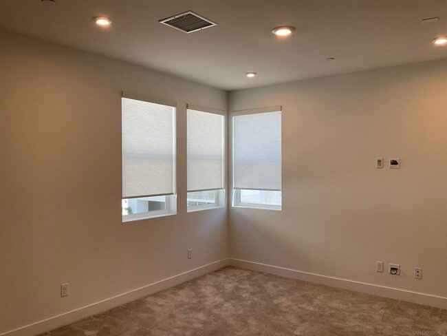 Building Photo - 2636 Everly Dr