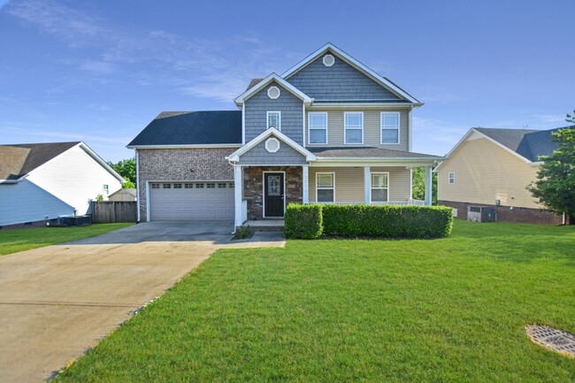 Primary Photo - Pet Friendly Four Bedroom!