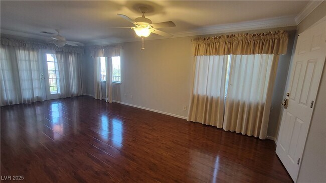 Building Photo - 8700 Captains Pl