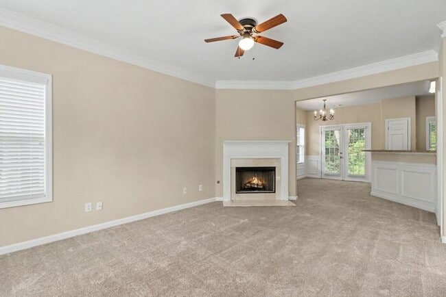 Building Photo - Exceptional 2BR/2.5BA End Unit Townhome in College Park!