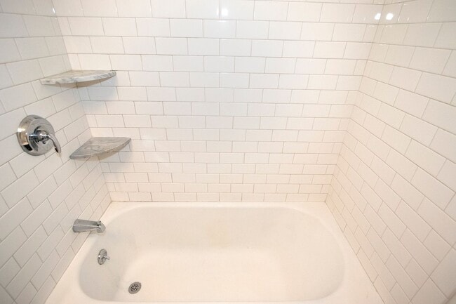 Building Photo - 85 Belknap St