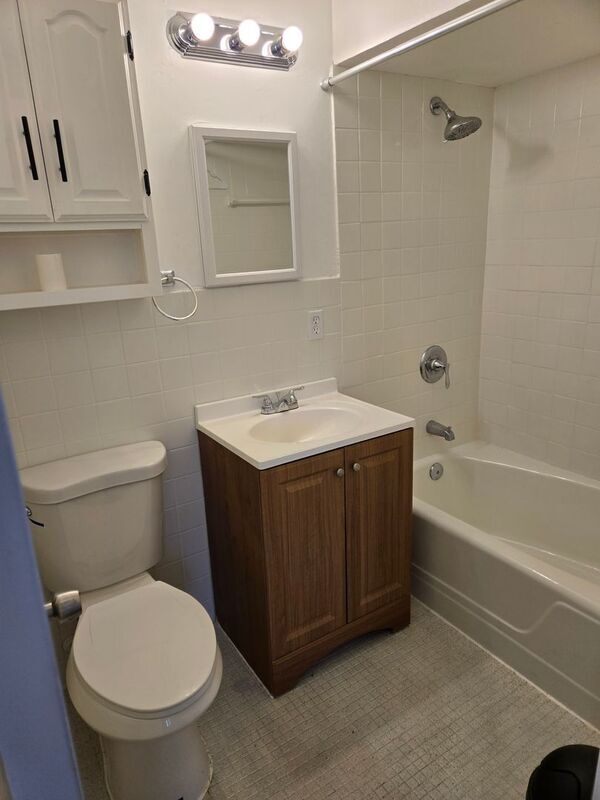 Building Photo - 6541 2nd St NE