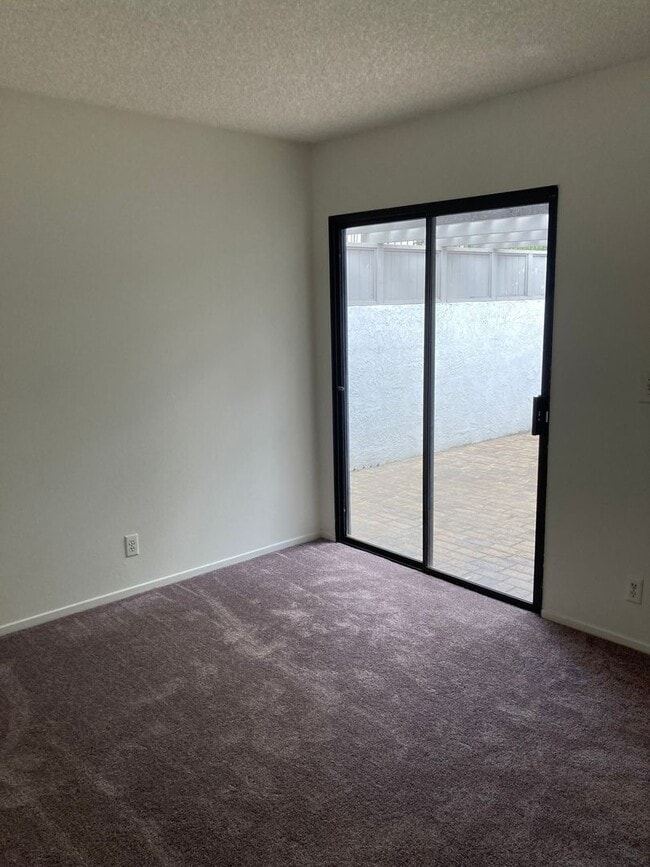 Building Photo - 25606 Spinnaker Dr