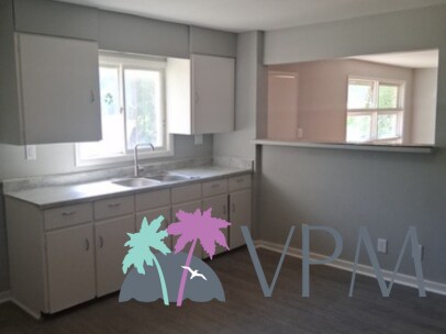 Building Photo - 686 Stamp Dr