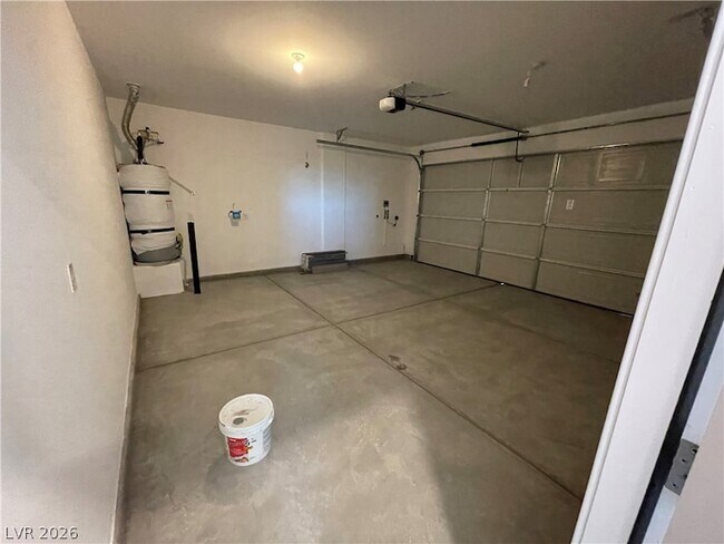 Building Photo - 12413 Harbor Isle Ave