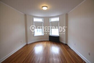 Building Photo - 1 bedroom in Brookline MA 02446