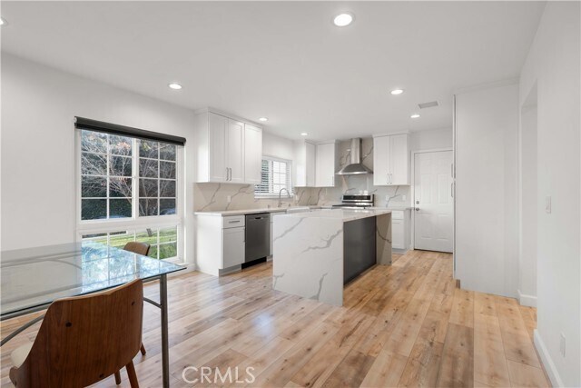 Building Photo - 4121 Picasso Ave