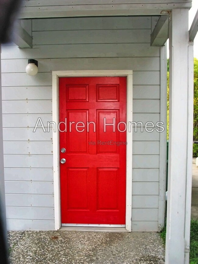 Building Photo - 1841 Alice St