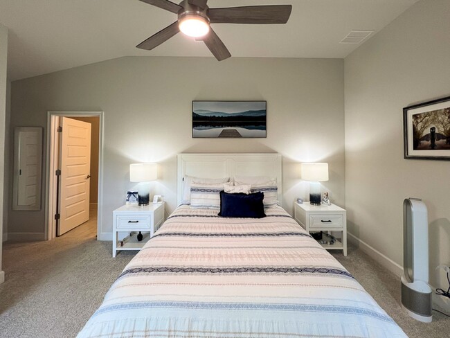 Building Photo - Immaculate 4BR/2BA New Construction Home i...
