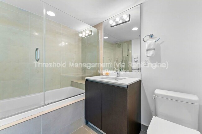 Building Photo - 6620 Indian Creek Dr