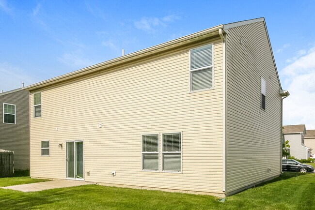 Building Photo - 3315 Grove Berry Ln