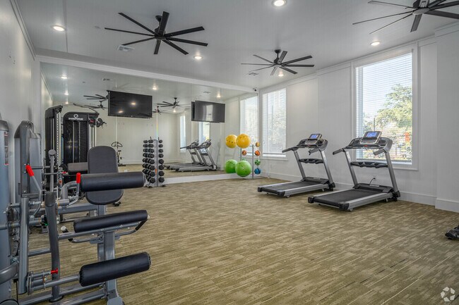 Building Photo - Modern Luxury, Exceptional Offers – Ask Ab...