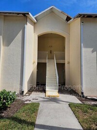 Building Photo - 14999 Rivers Edge Ct