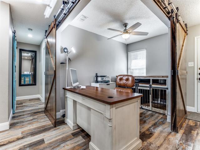 Building Photo - 1454 Lochspring Dr