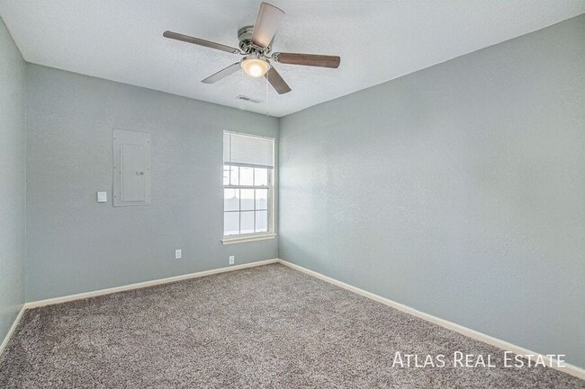 Building Photo - 403 SW 15 St