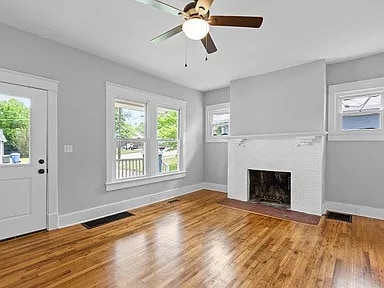 Building Photo - 705 Barton Ave