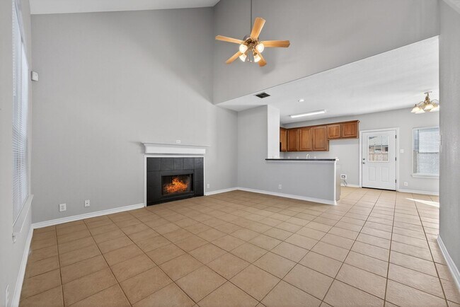 Building Photo - Spacious 4BR Home w/ Game Room | No HOA | Prime Selma Location - Realtor Commission: $500