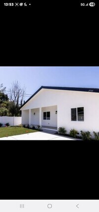 Building Photo - 25101 Vermont Dr