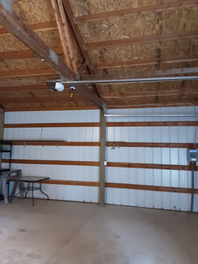 Building Photo - 274 Horseshoe Lake Rd