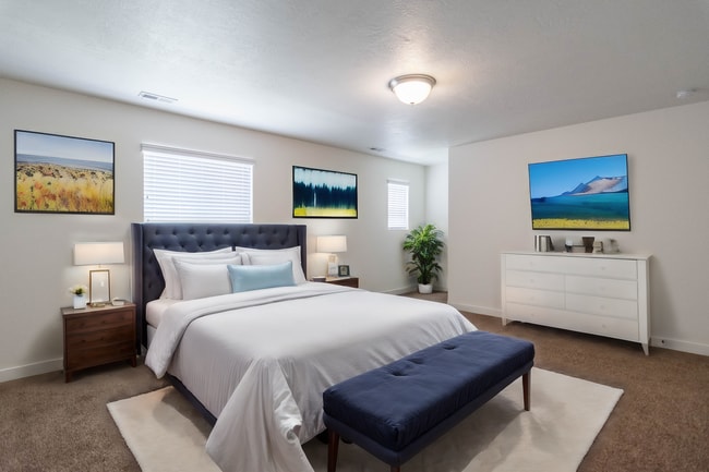 Building Photo - *Porter&#39;s Crossing in Eagle Mountain