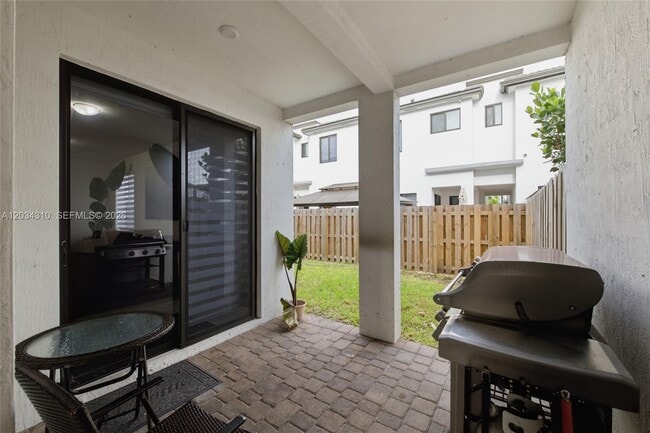Building Photo - 13630 SW 158th Ave