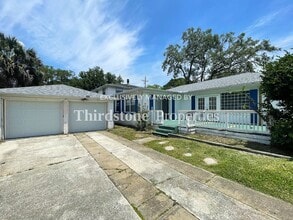 Building Photo - 350 Trout River Dr