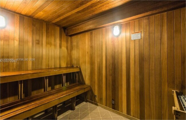 Building Photo - 335 S Biscayne Blvd