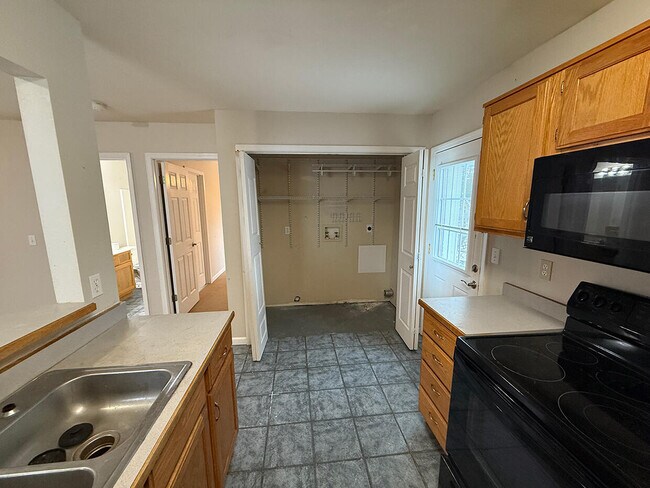 Building Photo - 5315 E Trikalla Dr