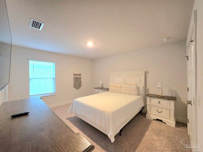 Building Photo - 7904 Sweet Retreat Ln