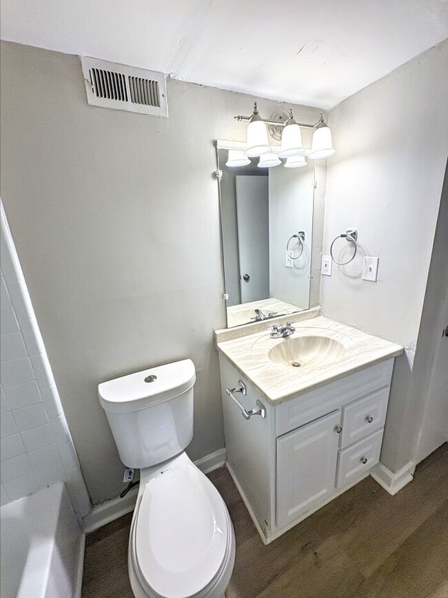Building Photo - 2785 Greenbower Ct