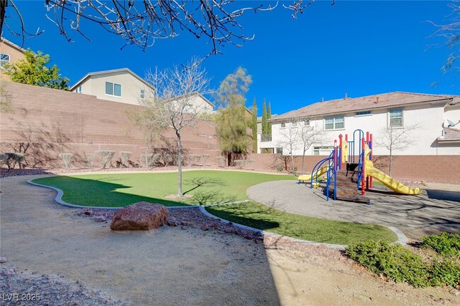 Building Photo - 10837 Hunters Green Ave