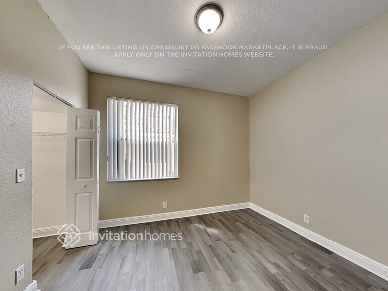 Building Photo - 1963 SW 149th Ave