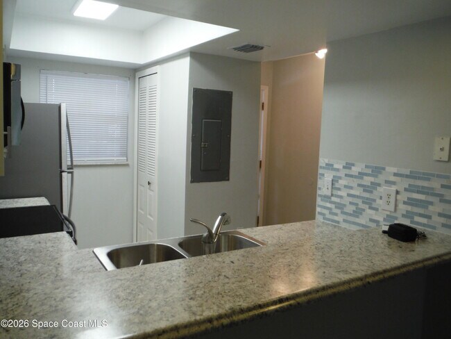 Building Photo - 3035 Sir Hamilton Cir