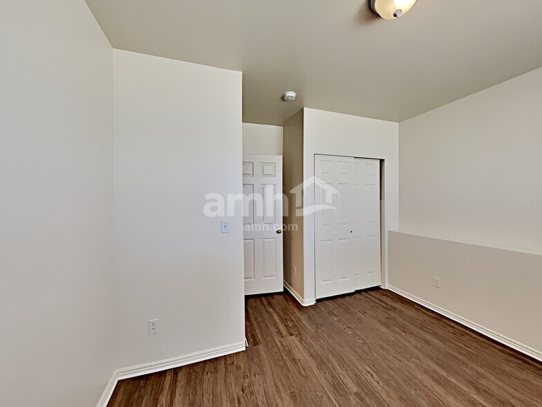 Building Photo - 2715 W 2300 S