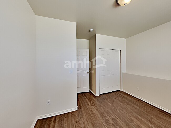 Building Photo - 2715 W 2300 S
