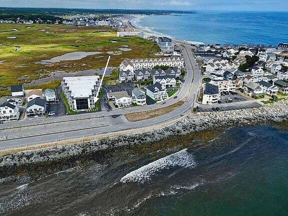 Building Photo - 493 Ocean Blvd