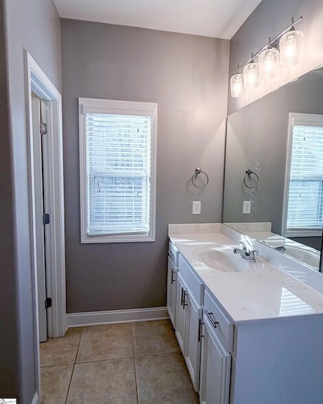 Building Photo - 428 Woodbark Ct