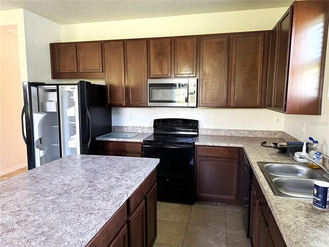 Building Photo - 2859 Running Brook Cir