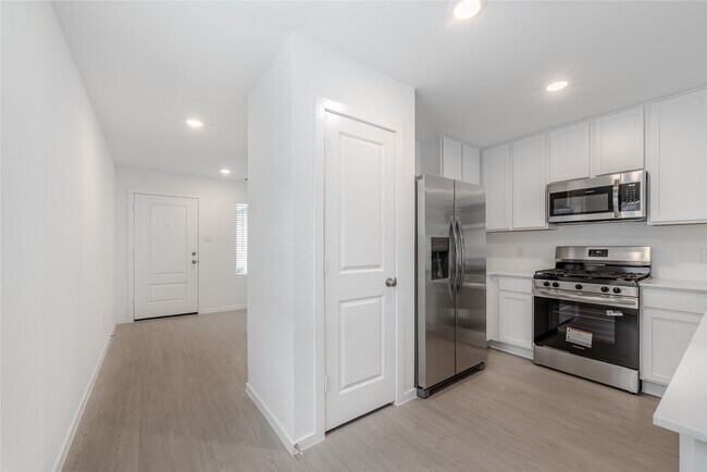 Building Photo - 21358 Offida Ln