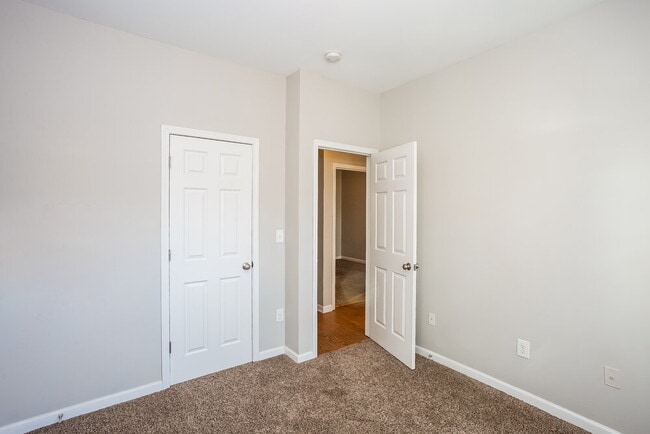 Building Photo - 769 Mott Shue Dr SW