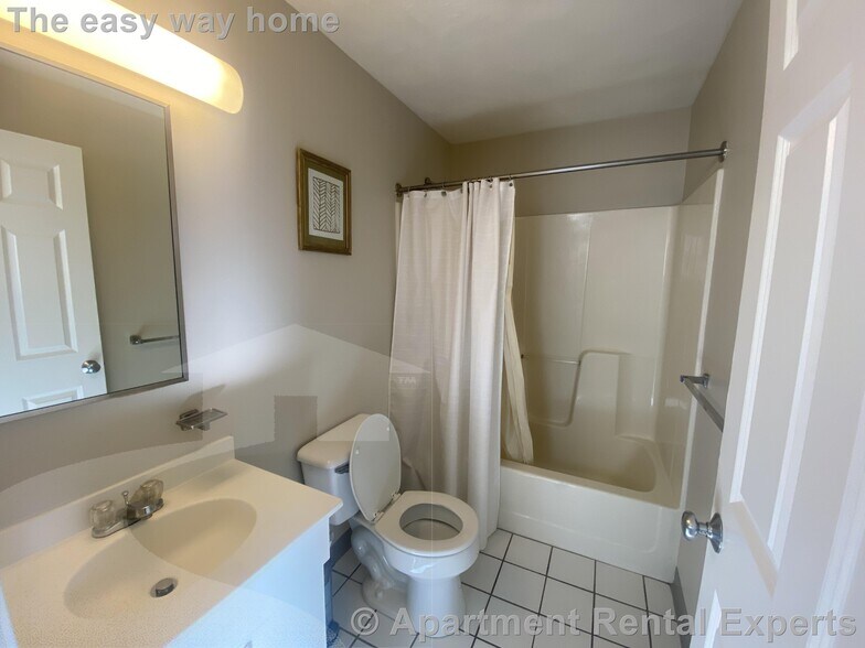 Building Photo - 364 Harvard St