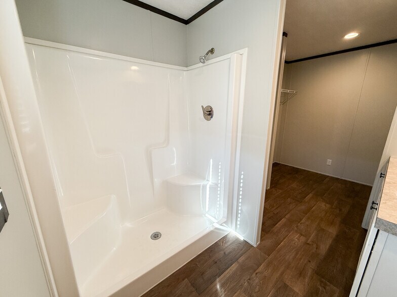 Building Photo - 111 Palomino Dr