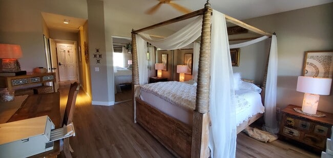 Building Photo - 82570 Delano Dr