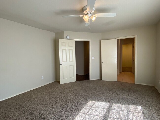 Building Photo - Large 3 Bedroom in Catoosa!!! Pet Friendly NEW DECK FRESH PAINT