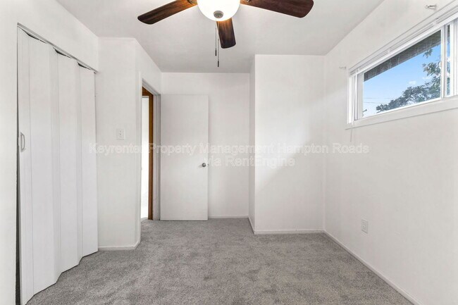 Building Photo - 4707 Dermott St